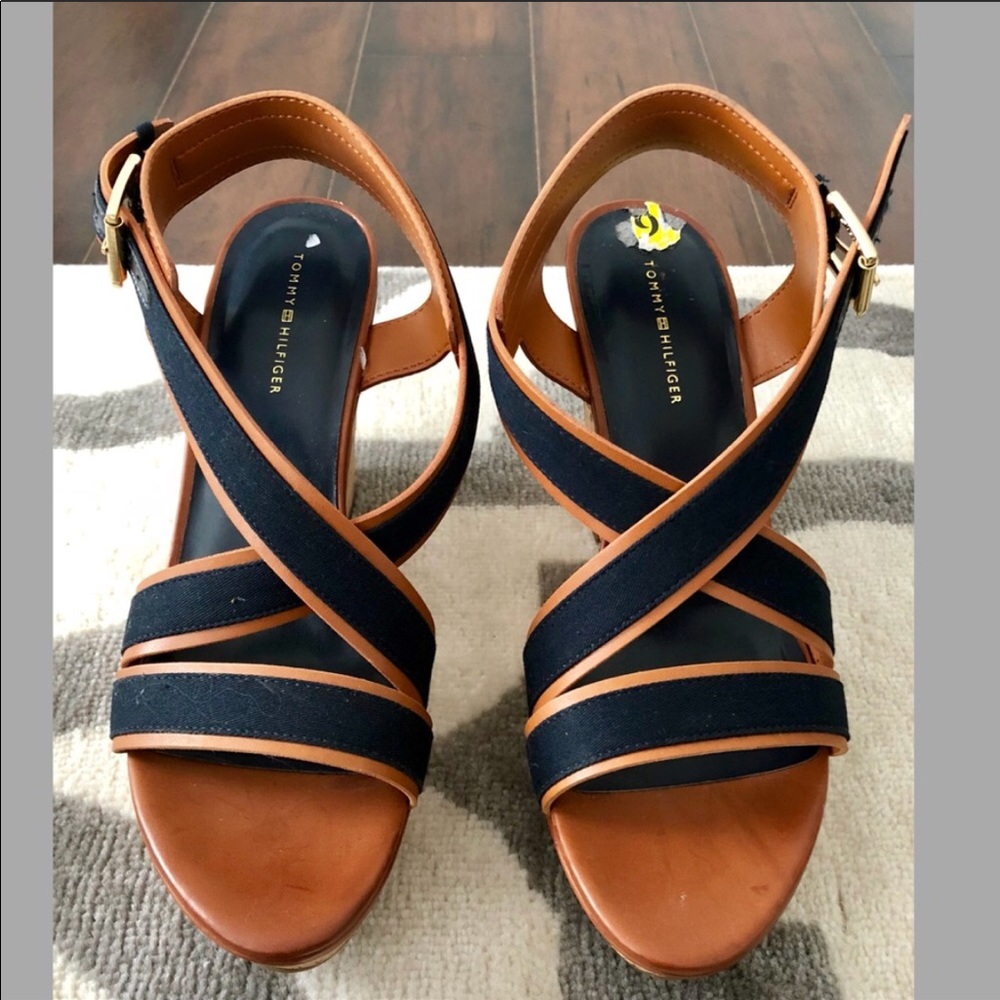 Tommy Hilfiger wedges 9